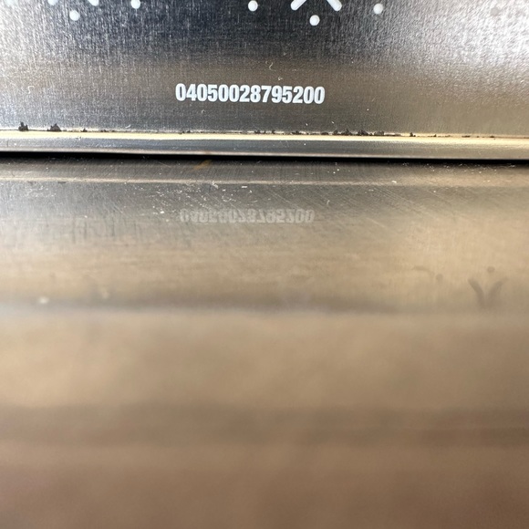 Mr. Peanut Snowman Tin - Picture 5 of 10